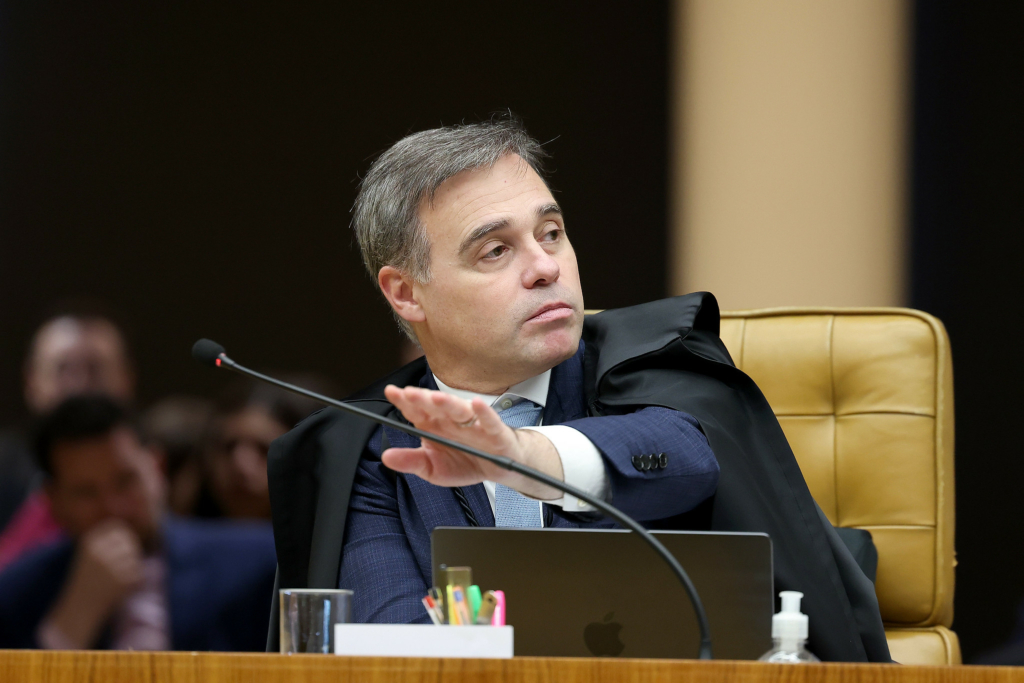 Lei de improbidade: STF derruba quatro anos de prescrição, mas cria trava de 20 anos
