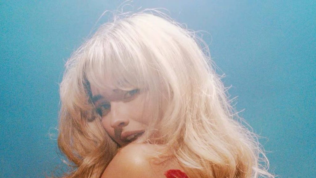 ‘X-Men’: Sabrina Carpenter está sendo cotada para intepretar Emma Frost no reboot [RUMOR]