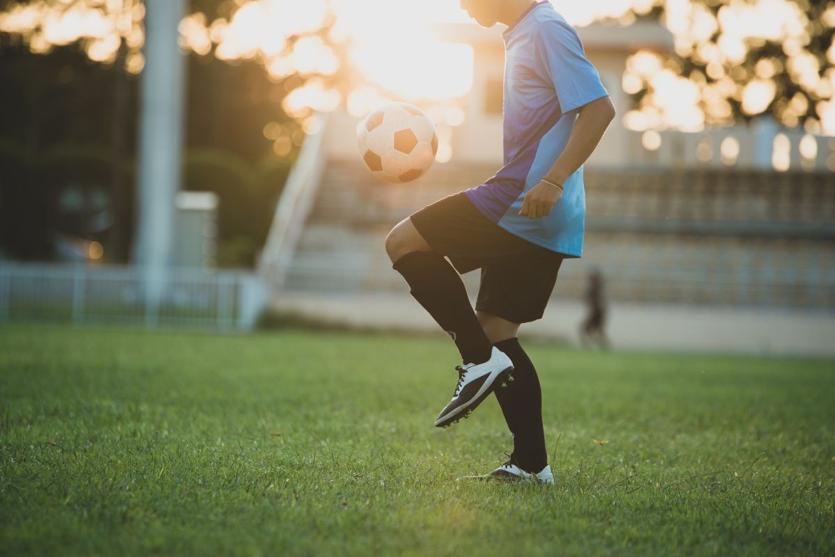 Calistenia ganha espaço no futebol e se consolida como aliada