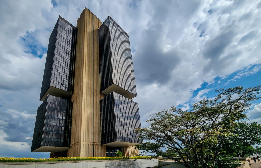 Competição vs estabilidade financeira? Um falso dilema