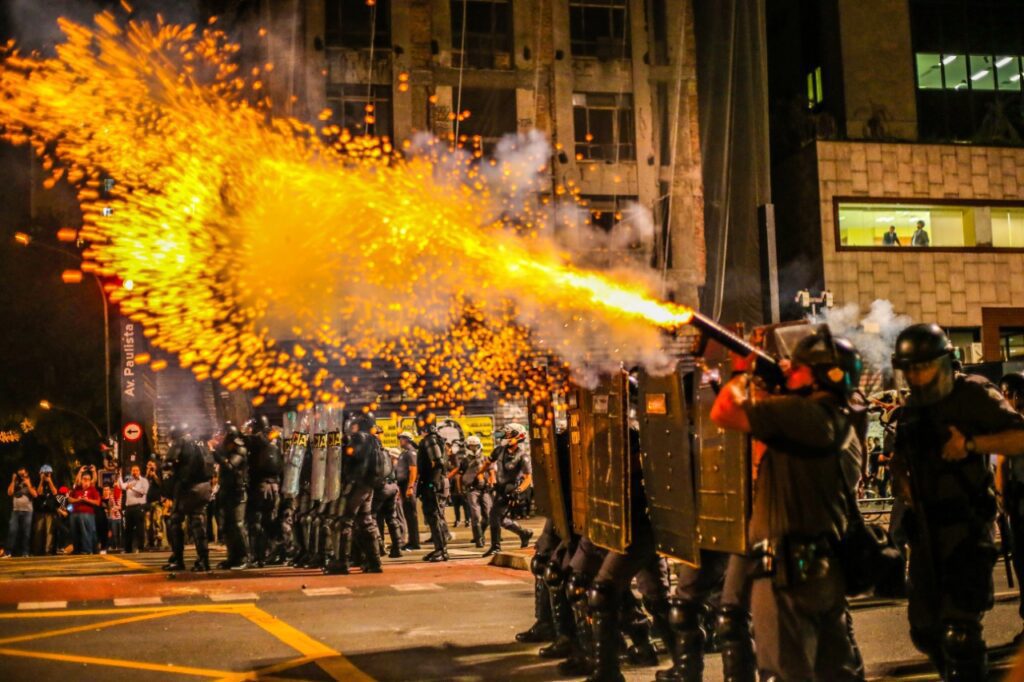 Te encontro em Sampa de onde agora se vê quem sobe ou desce a rampa