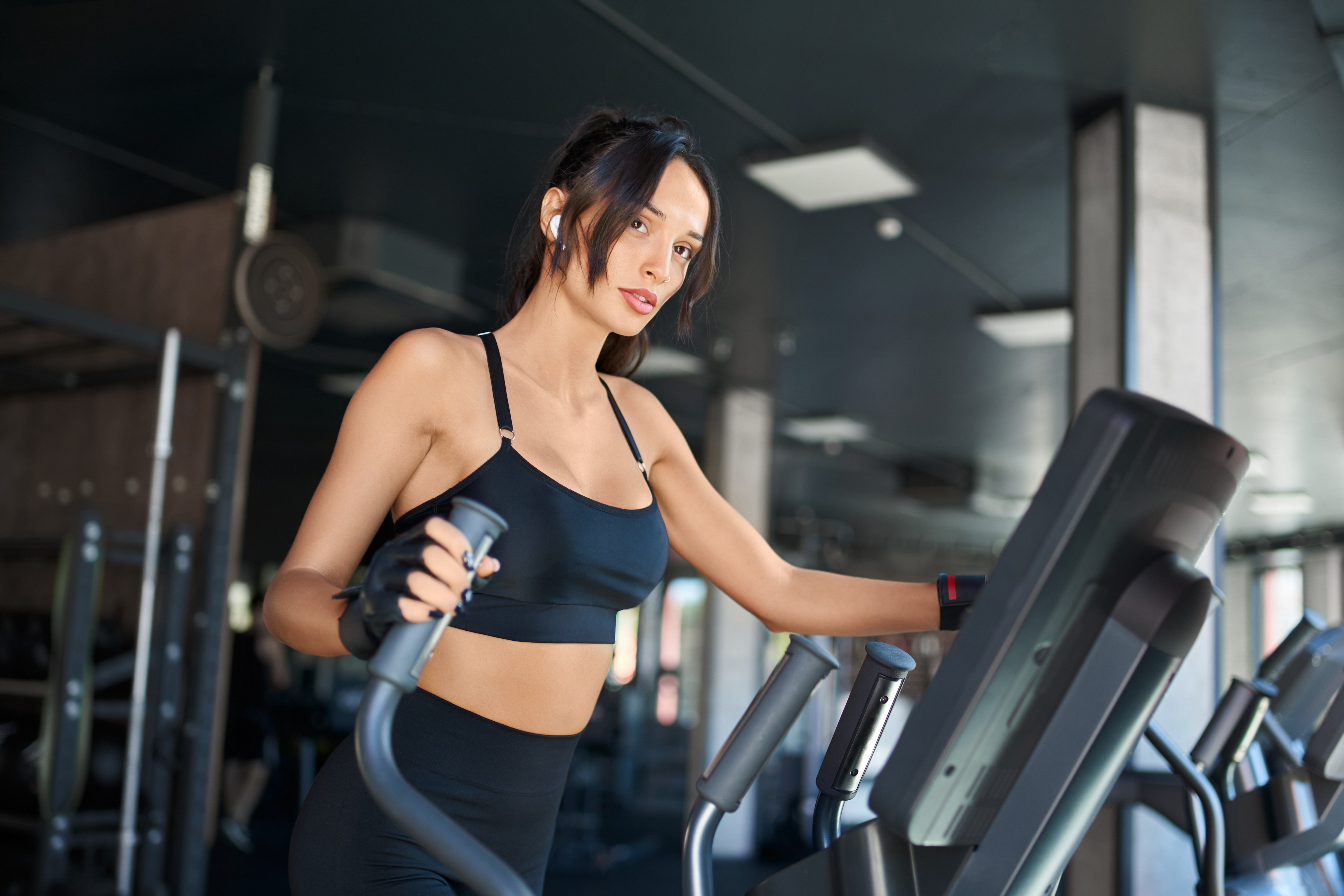 Qual cardio fazer nos dias de treino de pernas?