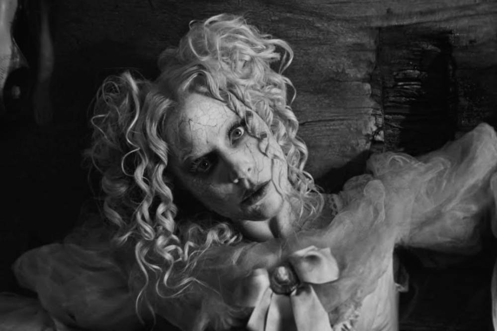 Lady Gaga conquista indicação ao Emmy por “The Dead Dance”, música original de ‘Wandinha’