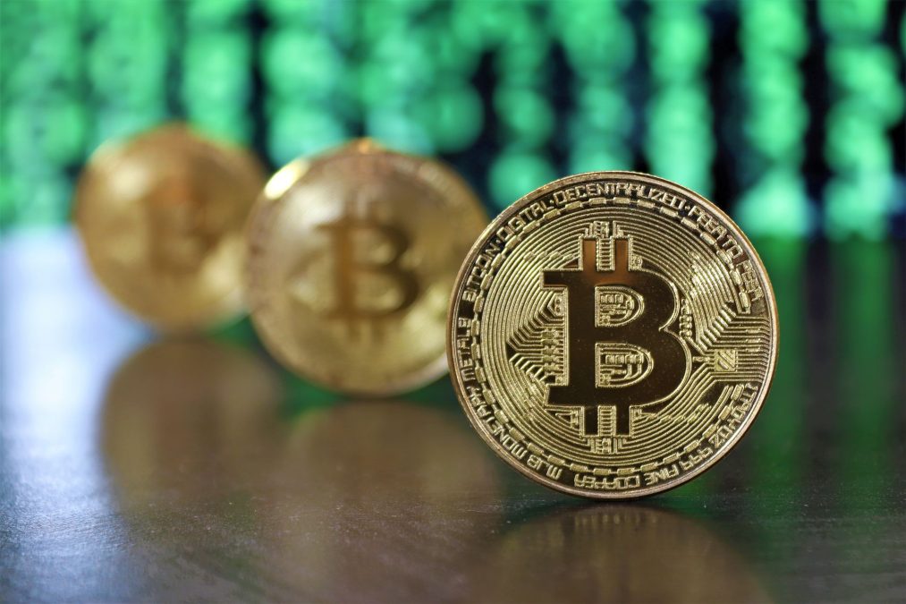 Bitcoin se aproxima da formação de um fundo, mas o processo ainda não terminou, aponta Gla