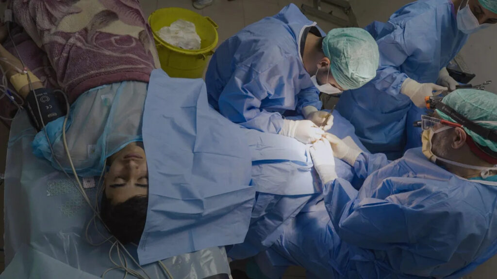 ‘American Doctor’: Documentário premiado sobre médicos em Gaza ganha trailer emocionante; 