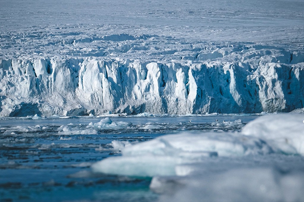 Por que a Antártica congelou 30 milhões de anos antes do Ártico?