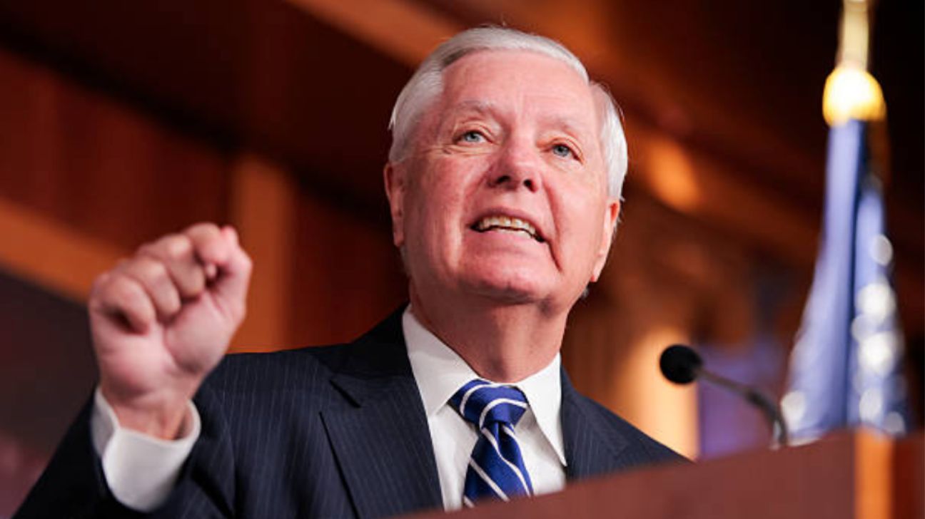 Morre o senador Lindsey Graham aos 71 anos após doença súbita