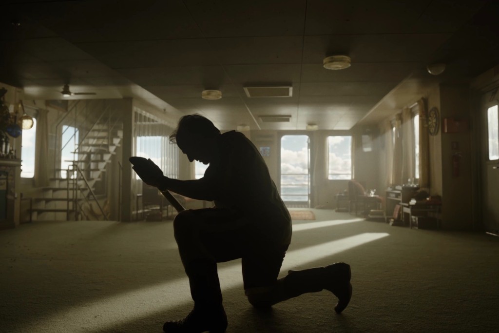 J.J. Abrams rasga elogios a ‘Digger’, novo filme de Tom Cruise: “Ousado e selvagem”