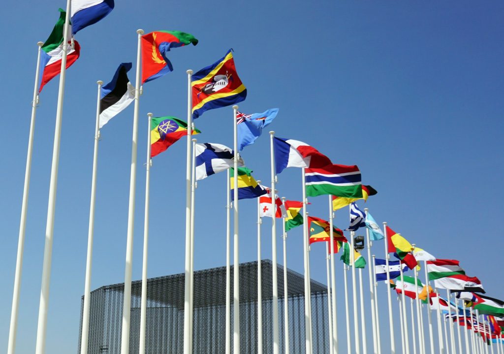 Trabalho em plataformas: nova convenção da OIT é piso global, não CLT mundial