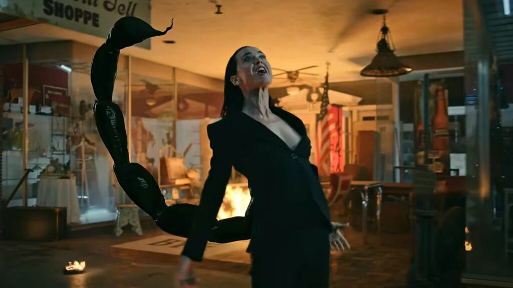 Katy Perry está de volta com a inédita “Watch It Burn”; Ouça e assista ao clipe!