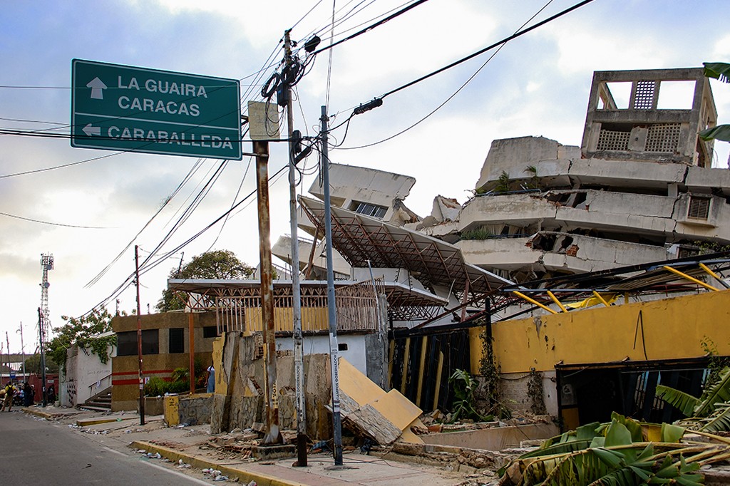 Como um terremoto duplo raro atingiu a Venezuela?