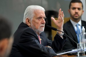 Rivais mantêm ‘pacto de silêncio’ e evitam explorar operação contra Jaques Wagner