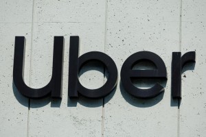 Uber vai retirar carros das categorias Comfort e Black em 2027; veja a lista
