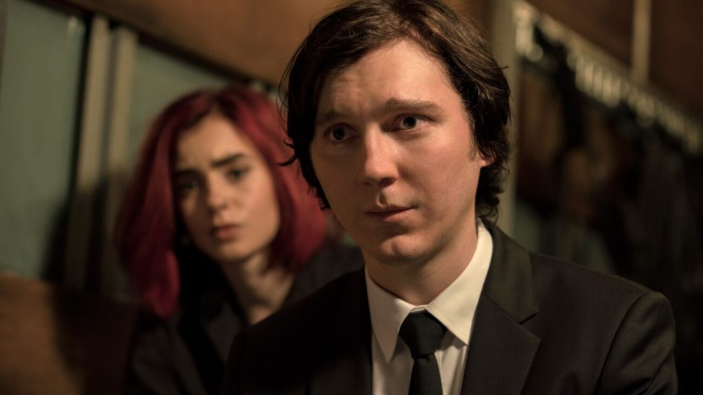Paul Dano entra para o remake de 'Possessão' ao lado de Margaret Qualley