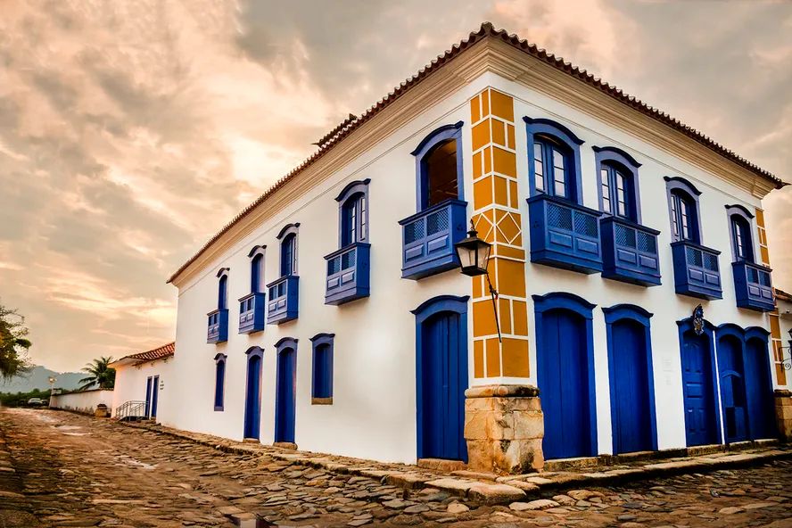 Casa da Cultura de Paraty abre exposições e agenda de inverno