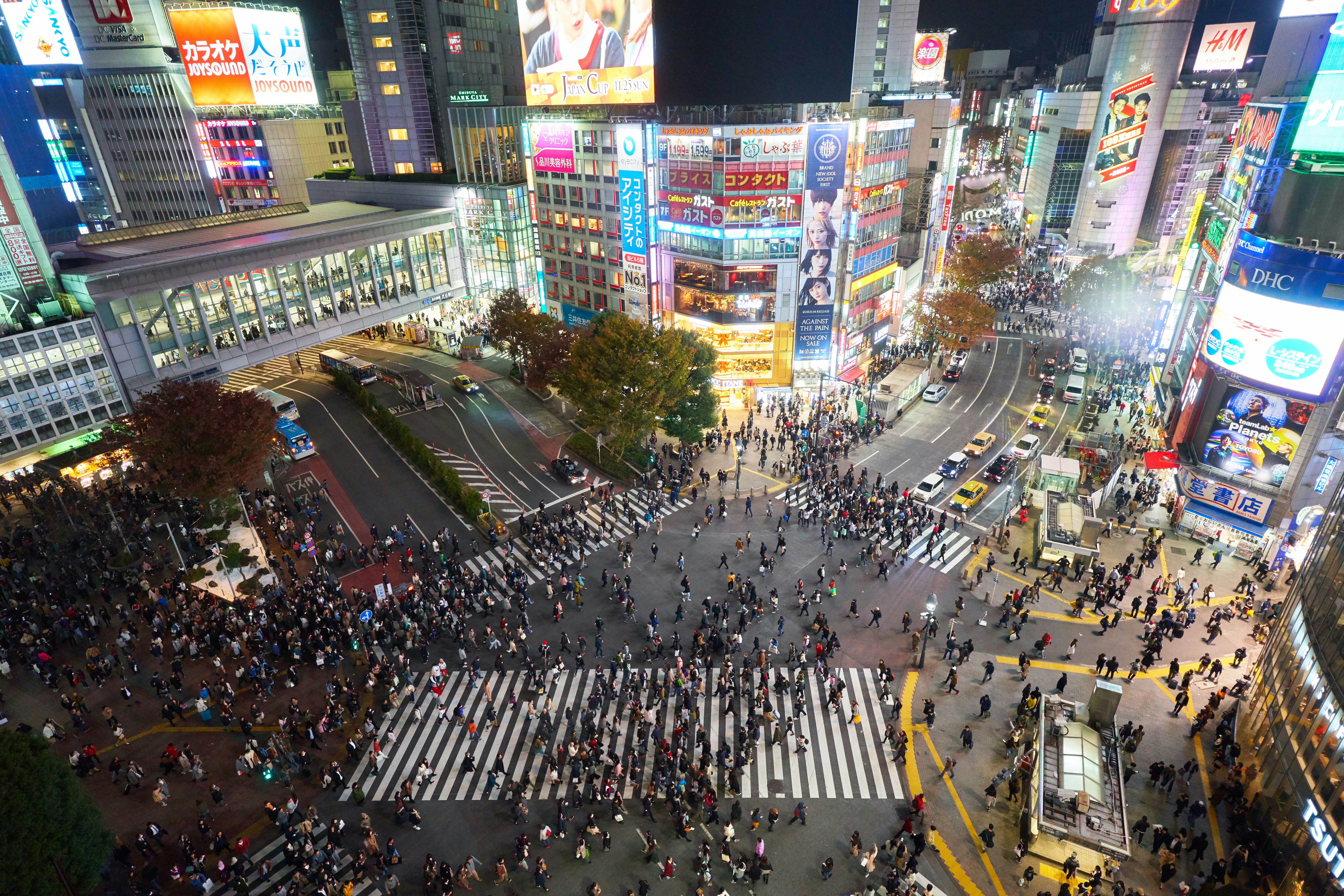 Shibuya endurece regras e passa a multar quem sujar as ruas de Tóquio