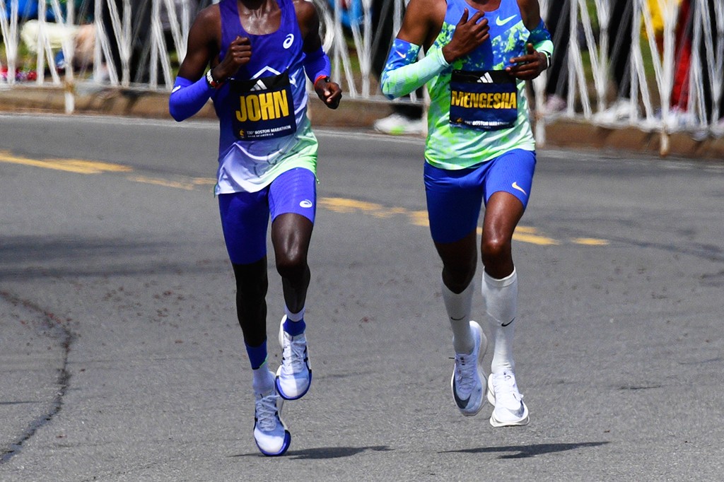 Por que homens “quebram” mais em maratonas do que mulheres