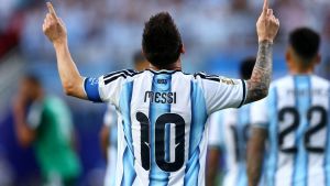 Ingresso para ver Messi se tornar artilheiro da história de Copas chegou a US$ 60 mil