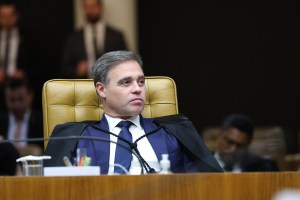PGR diz que Mendonça deve relatar pedido para investigar Dark Horse
