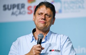 PT e PSB vivem impasse em SP para evitar subida de Tarcísio e temem impacto em Lula