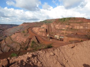 UE quer colaborar com o Brasil no refino e processamento de minerais, diz comissário